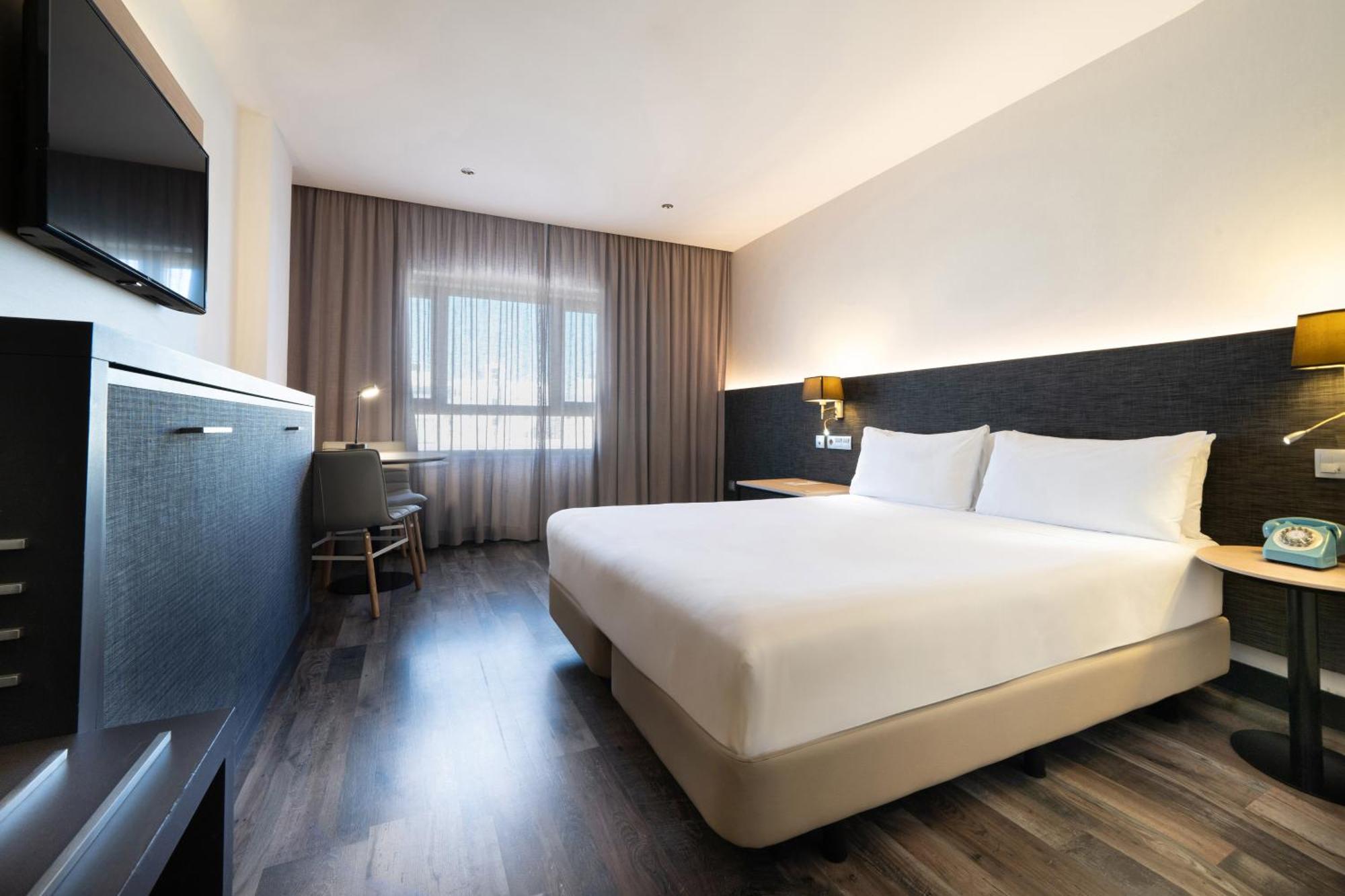 Hotel Cadiz Paseo Del Mar, Affiliated By Melia Exterior photo